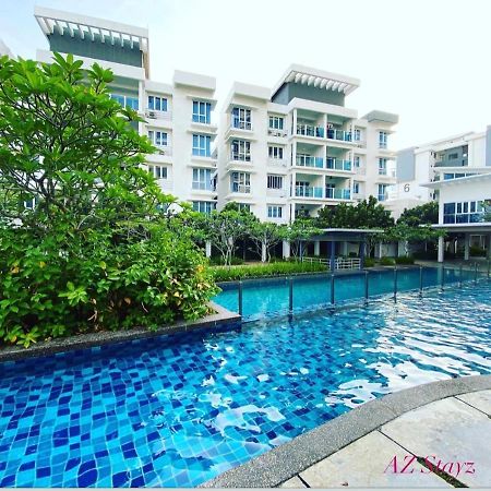 Az Stayz Homestay Kajang Exterior photo