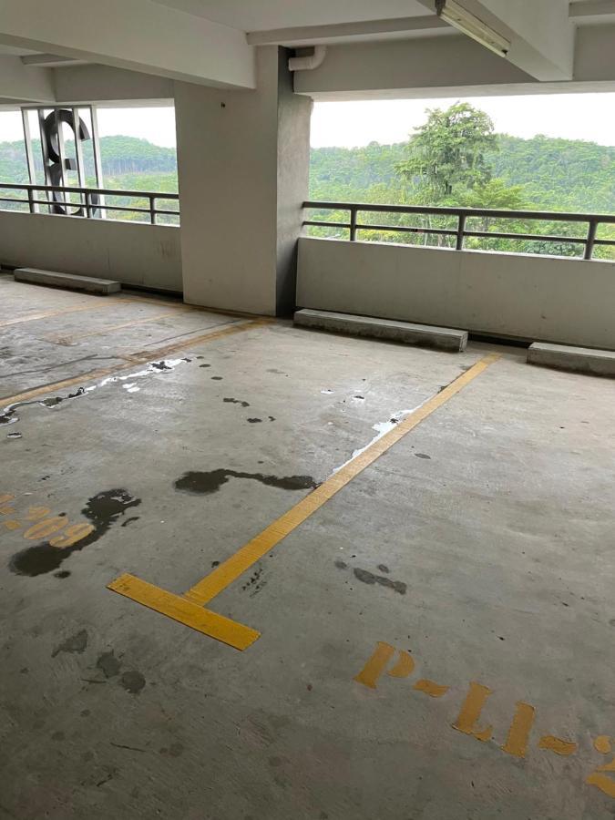 Az Stayz Homestay Kajang Exterior photo